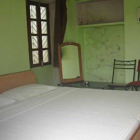 Shivakashi Guest House Варанасі Екстер'єр фото